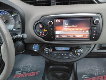 Toyota Yaris III 2016 Toyota Yaris Hybryda Automat Klimatronik Kamera Sensor 1.5 Hybryda 73KM, zdjęcie 22