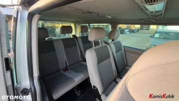 Volkswagen Caravelle T5 Caravelle Facelifting długi rozstaw osi 2.0 TDI 102KM 2010 Volkswagen Caravelle Pisemna gwarancja Volkswagen Caravelle 9 osob 2.0, zdjęcie 4