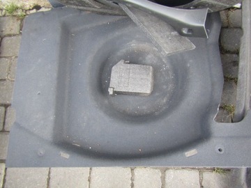 1 ОБИВКА БАГАЖНИКА MERCEDES W211 СЕДАН