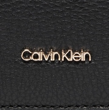 Calvin Klein Torebka Ck Elevated Crossbody W/Flap Czarna listonoszka