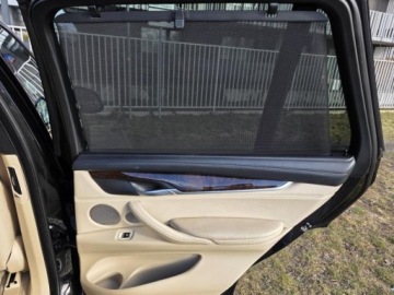 BMW X5 F15 SUV xDrive50i 450KM 2014 BMW X5 xDrive50i V8 4.4 450KM*Salon PL Bezwypadkowy * VAT23% * Individual, zdjęcie 34