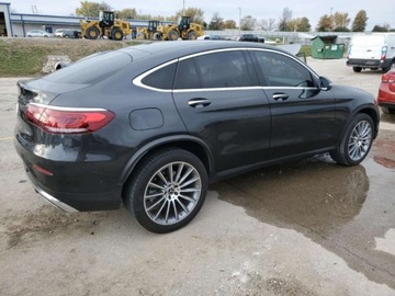 Mercedes GLC C253 2021 Mercedes-Benz GLC 300 Coupe 4Matic 2021 2.0l 2.0 Benzyna 255KM, zdjęcie 3