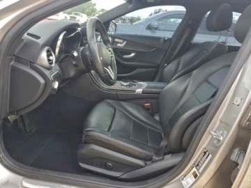 Mercedes Klasa C W205 2019 Mercedes-Benz Klasa C 2019 MERCEDES-BENZ C 300 4MATIC 2.0 Benzyna 255KM, zdjęcie 6