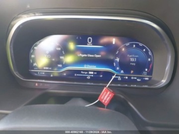 Chevrolet Suburban GMT900 2024 Chevrolet Suburban 2024r., 3.0L 3.0 Diesel 277KM, zdjęcie 10