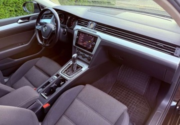 Volkswagen Passat B8 Variant 2.0 TDI BlueMotion SCR 150KM 2018 Volkswagen Passat Volkswagen Passat 2.0 TDI BMT SCR Comfortline DSG7 2.0, zdjęcie 26