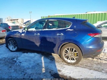 Maserati Levante 2022 Maserati Levante Gt 2022 3.0 Benzyna 345KM, zdjęcie 2