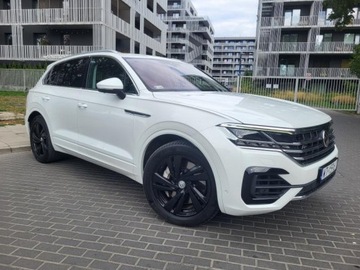 Volkswagen Touareg III SUV 4.0 V8 TDI SCR 422KM 2019
