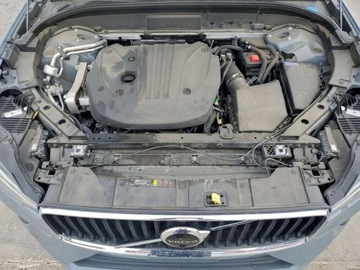 Volvo XC60 II 2022 Volvo XC 60 B5 Momentum 2022 2.0 Benzyna 247KM, zdjęcie 6