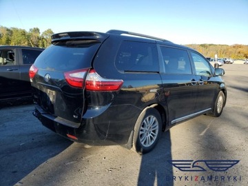 Toyota Sienna III 3.5 V6 266KM 2016 Toyota Sienna Xle Male uszkodzenia, zdjęcie 2