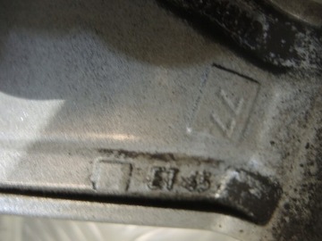 ALU RÁFKY PNEUMATIKY KOLA ZIMNÍ MERCEDES W212 TŘÍDA E AMG