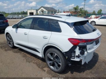 Audi Q4 2024 Audi Q4 e-tron 2024 AUDI Q4 E-TRON PREMIUM PLUS 55 QUATTRO Elektryczny, zdjęcie 3