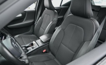 Volvo XC40 Crossover 2.0 D3 150KM 2020 Volvo XC 40 2,0 D 150 KM Geartronic Nawigacja Kamera HARMAN 2.0 Diesel, zdjęcie 23