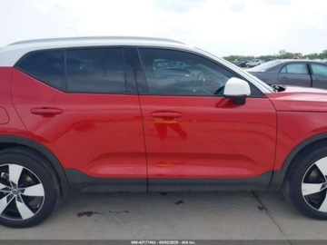 Volvo XC40 Crossover 2.0 T5 247KM 2019 Volvo XC 40 2019 VOLVO XC40 T5 MOMENTUMT5 R-DESIGN 2.0 Benzyna 247KM, zdjęcie 7