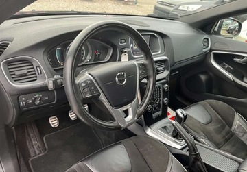 Volvo V40 II Hatchback Facelifting 2.0 D2 120KM 2018 Volvo V40 , R- Design , nawigacja , skorzane fotele 2.0 Diesel 120KM, zdjęcie 18