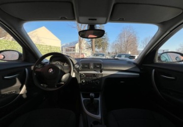 BMW Seria 1 E81/E87 Hatchback 5d E87 1.6 116i 122KM 2009 BMW Seria 1 Klima Alu Super stan Gwarancja w cenie Warszawa VFJA 1.6 122KM, zdjęcie 3