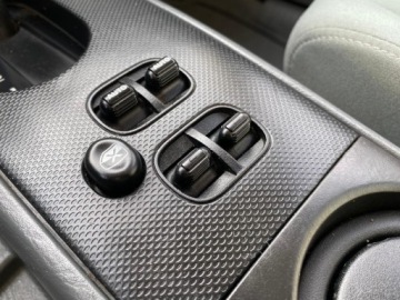 Jeep Cherokee III 2.8 CRDi 163KM 2005 Jeep Cherokee AUTOMAT 4X4 KLIMATYZACJA HAK SERWISOWANY OPLACONY GWARANCJA, zdjęcie 12