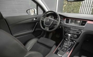 Peugeot 508 I SW Facelifting 2.0 BlueHDi 180KM 2015 Peugeot 508 Peugeot 508 2.0 BlueHDi RXH SampS 2.0 Diesel 180KM, zdjęcie 21