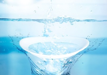 Пластиковая ВОРОНКА Neno с разъемом для молокоотсосов 24 мм СИЛИКОНОВАЯ КРЫШКА