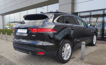 Jaguar F-Pace SUV 2.0 i4P 300KM 2018 Jaguar F-Pace 2.0 300KM Auto AWD Portfolio FV23 2.0 Benzyna 300KM, zdjęcie 8