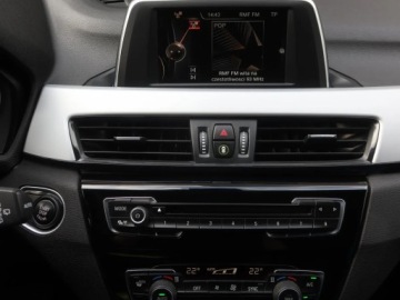 BMW X1 F48 2016 BMW X1 sDrive18d, Automat, Navi, Klima, zdjęcie 11
