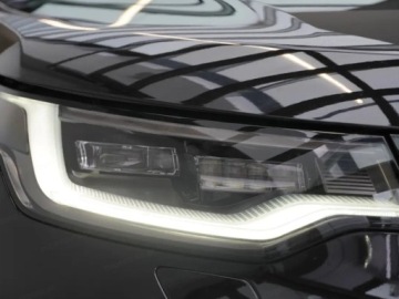 Land Rover Discovery V Terenowy Facelifting 3.0D I6 249KM 2025 Discovery V D250 Dynamic SE 3.0 (249KM) 2025, zdjęcie 15