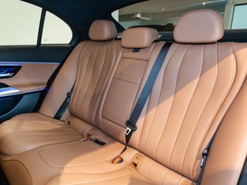 Mercedes Klasa E W214 Sedan 2.0 200 204KM 2024 MERCEDES-BENZ E Klasa 200 AMG Sedan 2.0 (204KM) 2024, zdjęcie 10