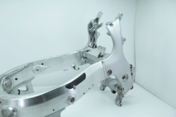 SUZUKI GSX-R 1300 HAYABUSA 99-07 РАМА + ДОКУМЕНТЫ