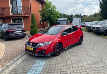 Honda Civic IX Hatchback 5d Facelifting 2.0  310KM 2016