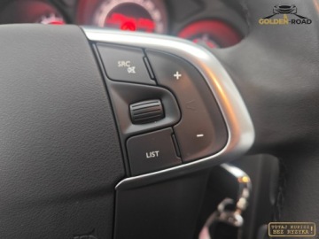 Citroen C4 II Hatchback 5d 1.6 16v VTi 120KM 2011 Citroen C4 1,6 16V 120KM klimatronik alu grz.fotele. oplacony 1.6 Benzyna, zdjęcie 15