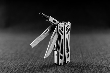 MULTITOOL HEAVY DUTY - МНОГОФУНКЦИОНАЛЬНЫЙ ИНСТРУМЕНТ HENSTRONG YACHT-TOOL 3