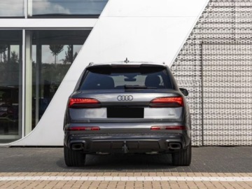 Audi Q7 II 2026 AUDI Q7 60 TFSI e quattro S Line Suv 3.0 (490KM) 2026, zdjęcie 2