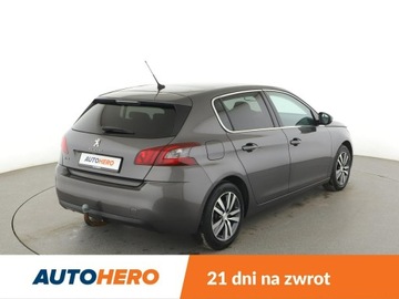 Peugeot 308 II Hatchback Facelifting 1.2 PureTech 130KM 2019 Peugeot 308 Allure automat panorama navi PDC, zdjęcie 6