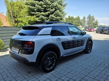 Citroen C4 Cactus Crossover 1.6 BlueHDi 100KM 2017 Citroen C4 Cactus 1.6HDI 100KM Klimatronic Nawi, zdjęcie 4