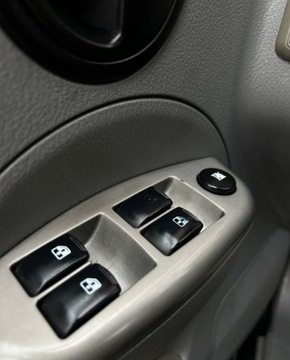 Chevrolet Aveo T200 Hatchback 1.4 i 16V 94KM 2004 Chevrolet Aveo automat klima Gwarancja w cenie Warszawa VRAV 1.4 Benzyna, zdjęcie 23