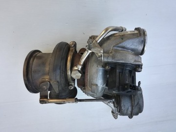 BMW F01 F07 F10 турбокомпрессор правый N63 4.4 V8
