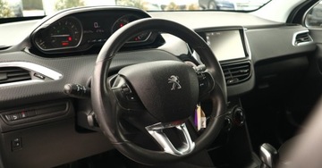 Peugeot 208 I Hatchback 5d Facelifting 1.2 PureTech 82KM 2017 Peugeot 208 (Nr.008) 1.2 82 KM Style Navi Klima Tempomat Parktronik Gwaran, zdjęcie 10