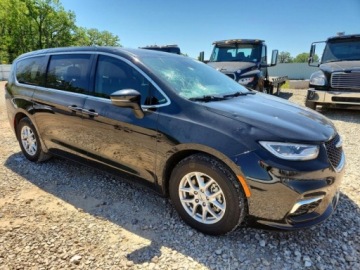 Chrysler Pacifica II 2023 Chrysler Pacifica Touring L 2023 3.6 Benzyna 287KM, zdjęcie 4