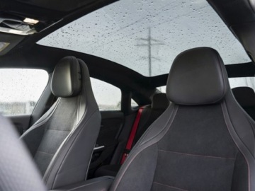 Mercedes CLA C118/X118 2025 MERCEDES-BENZ CLA 200 4-Matic AMG Line 1.5 (163KM) 2025, zdjęcie 3