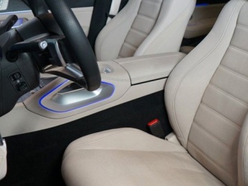 Mercedes GLS X167 SUV Facelifting 3.0 450d 367KM 2025 MERCEDES-BENZ GLS 450 d 4-MATIC AMG Line 3.0 (367KM) 2025, zdjęcie 4