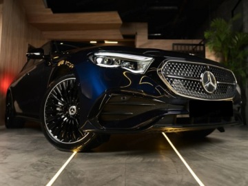 Mercedes Klasa E W214 Sedan 2.0 220d 197KM 2025 E Klasa 220 d 4-Matic AMG 2.0 (197KM) 2025, zdjęcie 1
