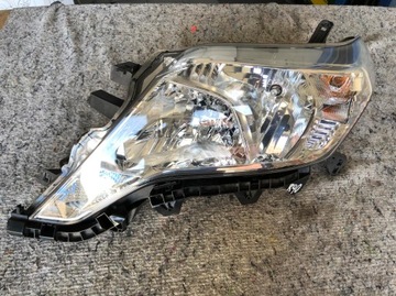 LAND CRUISER 150 2009- LAMPA LEWA PRZÓD