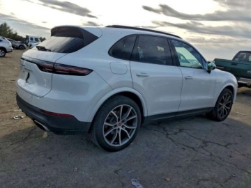 Porsche Cayenne III 2021 Porsche Cayenne 2021 3.0 Benzyna 335KM, zdjęcie 3