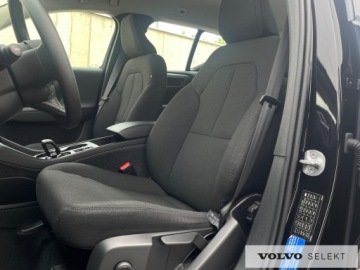 Volvo XC40 Crossover Facelifting 2.0 B3 163KM 2023 Volvo XC 40 FV23% SalonPL B3B Essential LED Tempom, zdjęcie 13