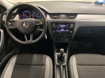 Skoda Rapid II Liftback Facelifting 1.0 TSI 95KM 2019 Škoda RAPID Spb 1.0 TSI Active Skoda Rapid, 1.0 B, zdjęcie 2