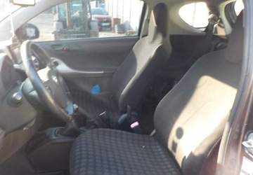 Toyota iQ 2009 Toyota iQ Okazja Benzyna 72KM, zdjęcie 22