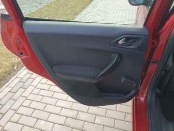 Peugeot 208 I Hatchback 3d 1.0 PureTech 68KM 2015 Peugeot 208 1.0 Benzyna Klimatyzacja 5 drzwi 2015r, zdjęcie 21