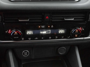 Nissan Qashqai III Crossover 1.3 DIG-T MHEV 140KM 2023 Nissan Qashqai GD3L720#1.3 DIG-T mHEV Acenta, zdjęcie 16