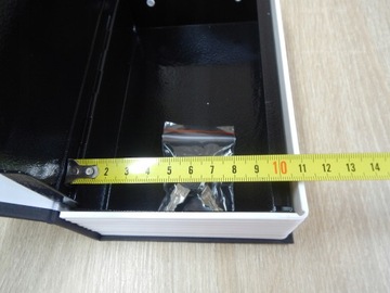 Sejf Kasetka Schowek na pieniądze Książka KLUCZYK