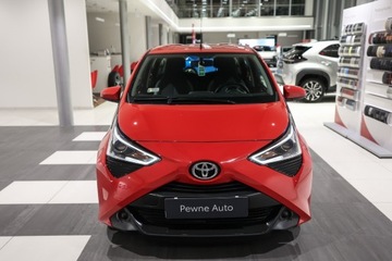 Toyota Aygo II Hatchback 3d Facelifting 1.0 VVT-i 72KM 2021 Toyota Aygo II (2014-)