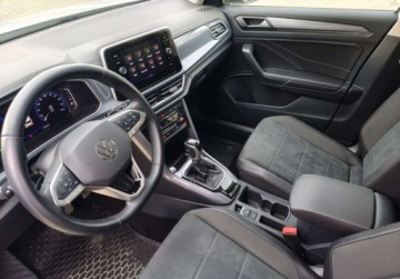 Volkswagen T-Roc I SUV Facelifting 1.5 TSI ACT 150KM 2022 Volkswagen T-Roc Style Pakiety, LED Matrix, ACC, Podgrzewane fotele i kie, zdjęcie 6